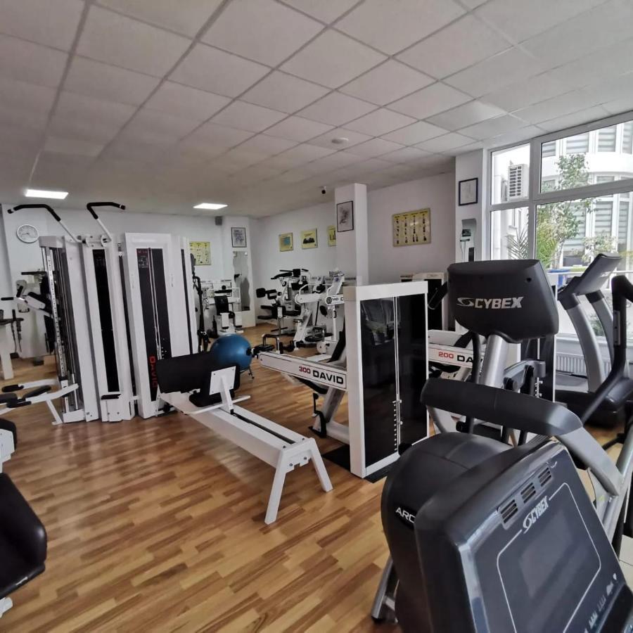Fitness House With Garden Hotel Constanta Ngoại thất bức ảnh