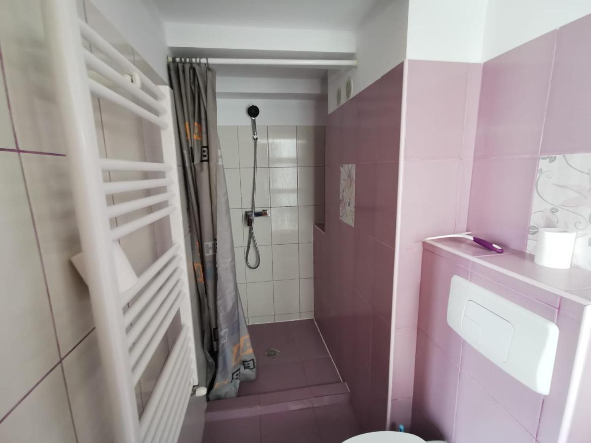 Fitness House With Garden Hotel Constanta Ngoại thất bức ảnh