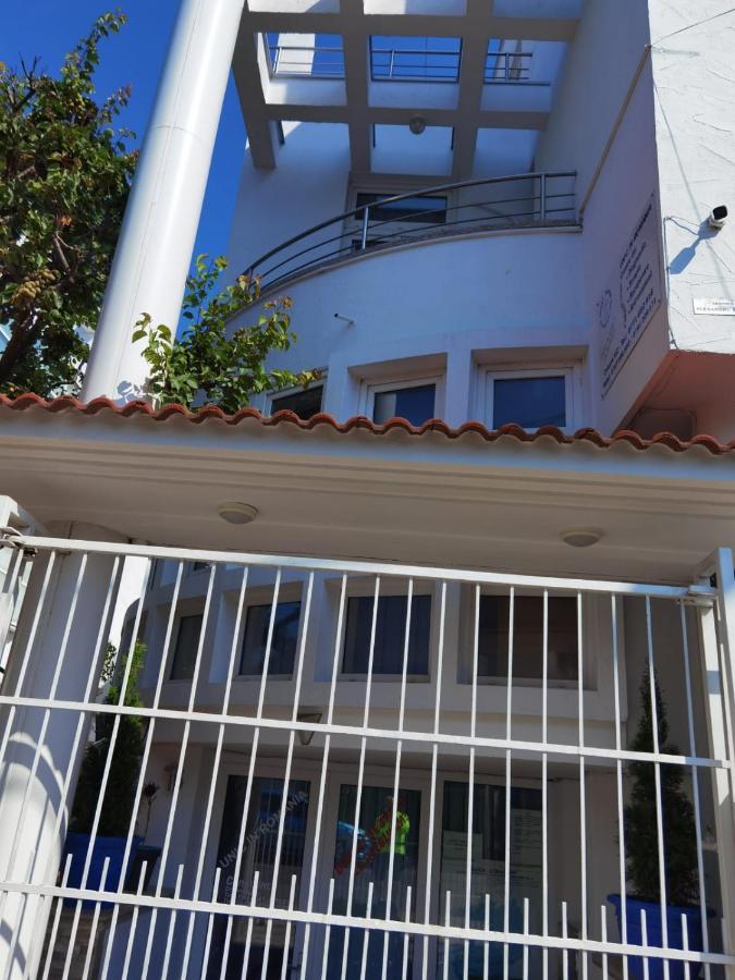Fitness House With Garden Hotel Constanta Ngoại thất bức ảnh